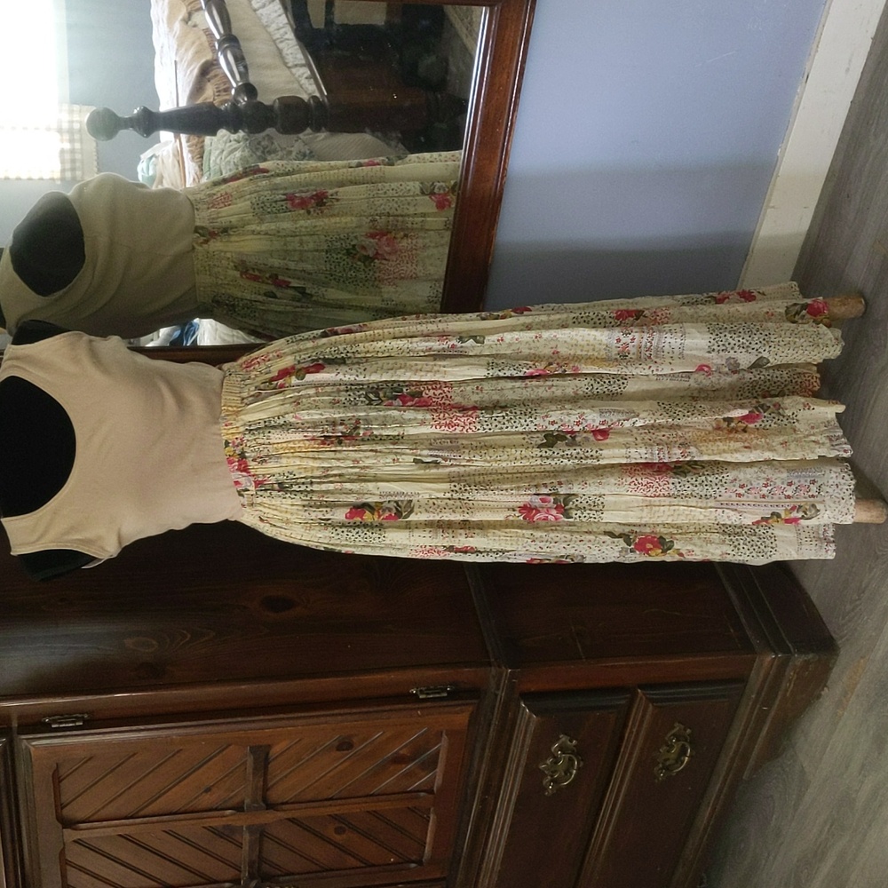 Newport News Floral Maxi Skirt - Cream and Red